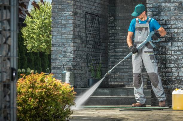 Spring Cleaning in Siesta Shores, TX